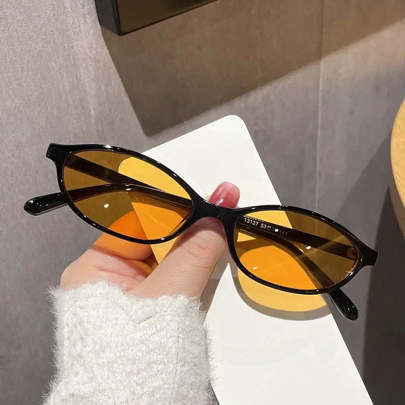 New Retro Sexy Cat Eye Sunglas - Vintage Fashion Images review and price