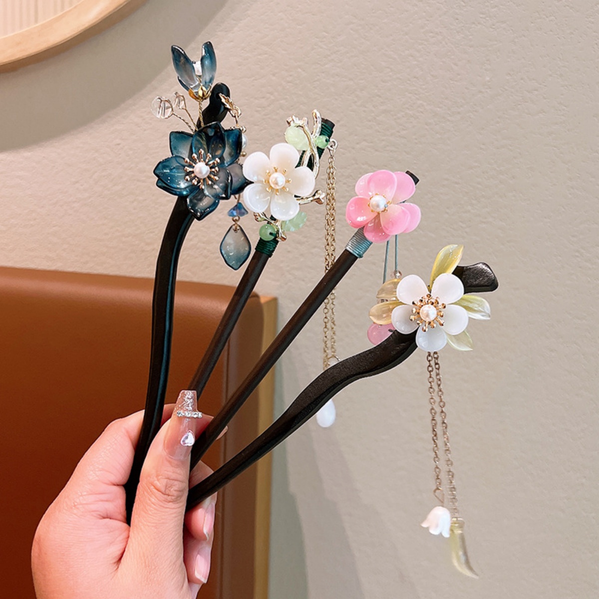 Exquisite Flower Tassel Wooden - Vintage Fashion Ai review and price